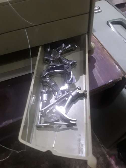 VINTAGE BERNINA  730 RECORD SEWING MACHINE IN COMPATIBLE SUITCASE(WITH ALL ASSC.)WORKS LIKE A BOMB