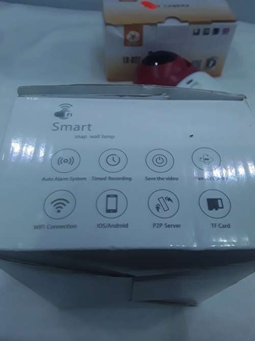 SMART SNAP WALL LAMP CAMERA