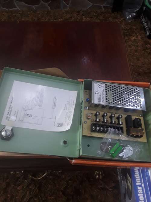 12 VDC,4 OUTPUT SWITCH MODE CCTV POWER SUPPLY