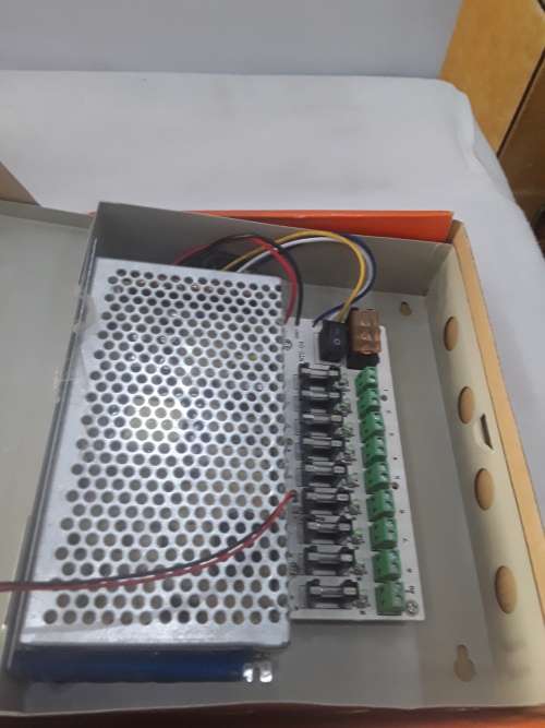 12 VDC,9 OUTPUT SWITCH MODE CCTV POWER SUPPLY