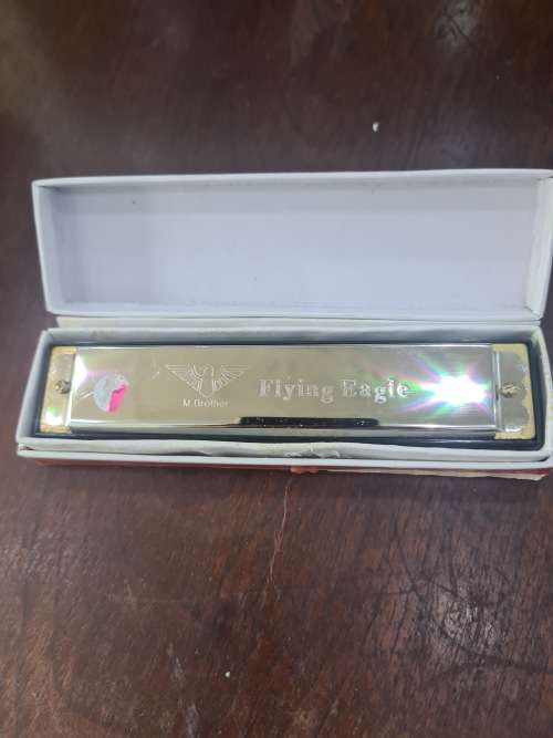 FLYING EAGLE HARMONICA IN ORIGINAL BOX(MINT CONDITION)