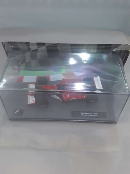FORMULA 1 DIE CAST MODEL (FERRARI F2002-MICHAEL SCHUMACHER)SCALE 1:43