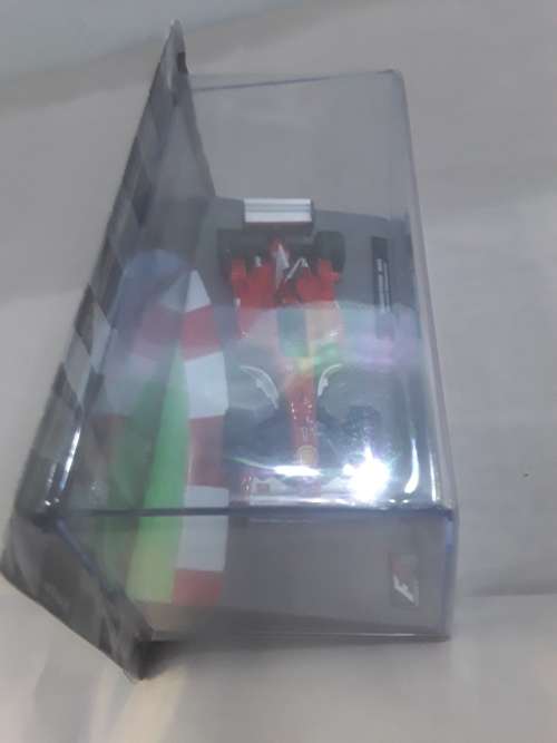 FORMULA 1 DIE CAST MODEL (FERRARI F2002-MICHAEL SCHUMACHER)SCALE 1:43