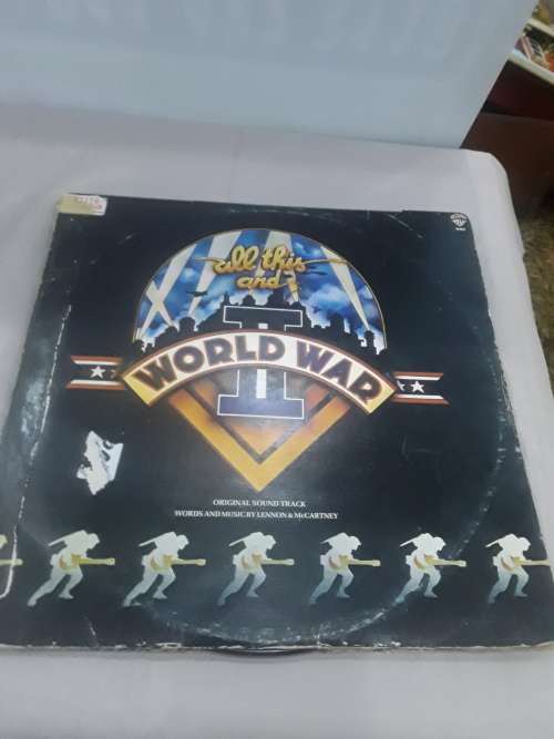 WORLD WAR 11(SET OF 2) LP RECORDS