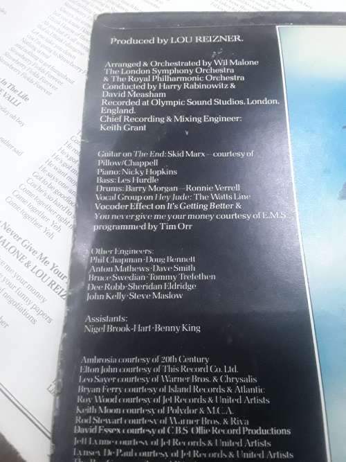 WORLD WAR 11(SET OF 2) LP RECORDS