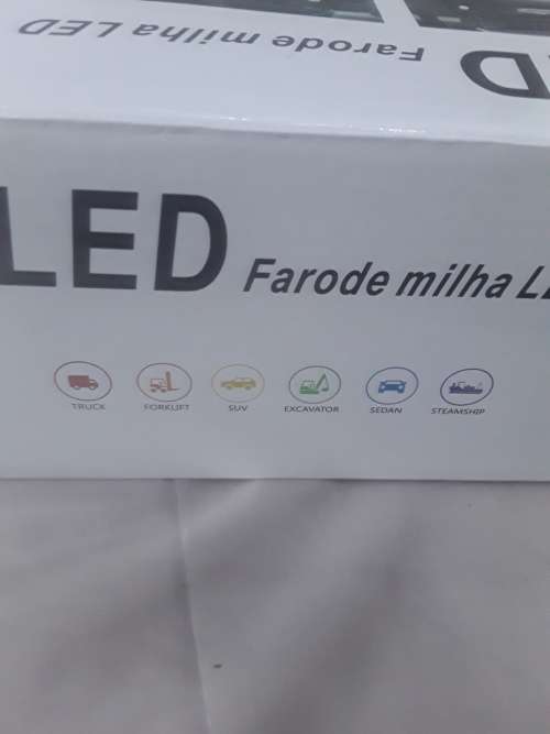 PAIR 9F LED VEHICLE FOG LIGHTS