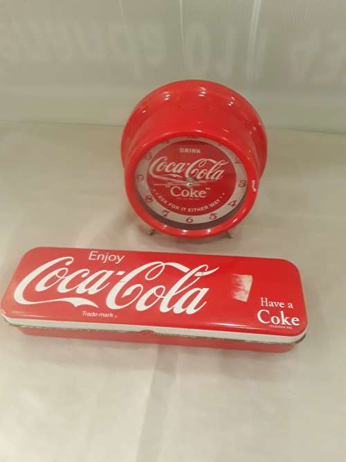 JOBLOT COLLECTABLE COCA COLA ITEMS(ONE BID TAKES ALL)