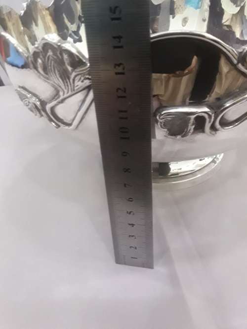 VINTAGE SILVERPLATED SERVER BOWL(STUNNING EMBOSSED BRANCHED FLOWERS)26cm in diameter and 14cm height