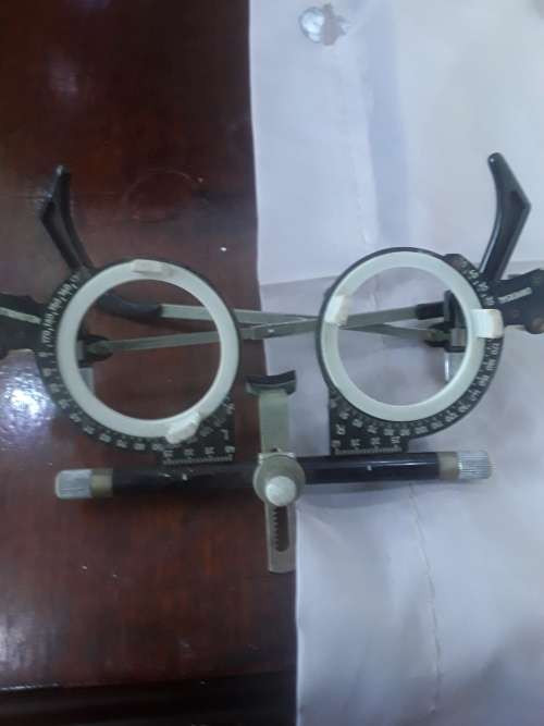 OPTOMERY FULLY ADJUSTABLE  TRIAL FRAME WITH MULTIPLES OF ALL SIZES TRIAL LENS