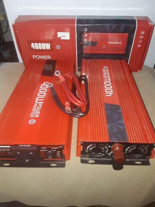 2 X 4000 WATTS POWER INVERTERS(UNUSED)12V