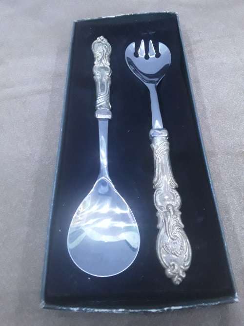 VINTAGE STUTTAFORDS SALAD SERVER( UNUSED)