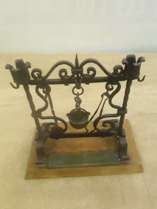 CAST IRON FIREPLACE DISPLAY ITEMS ON STAND(17 X 16CMHAS MARKINGS)