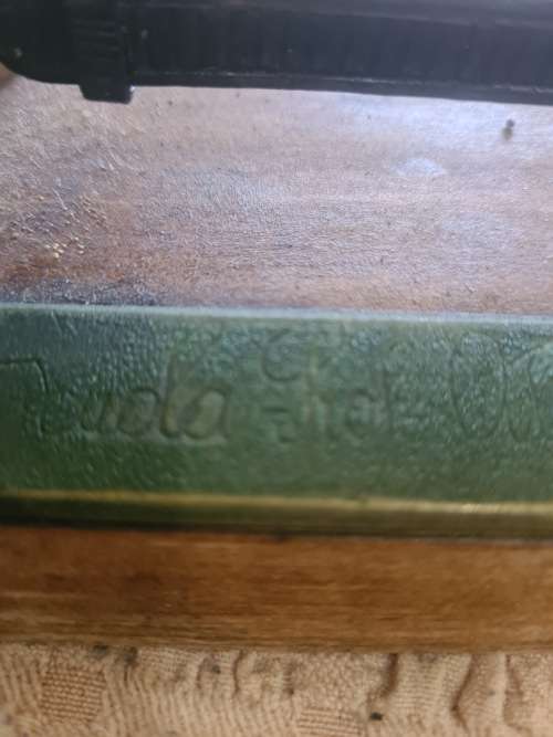 CAST IRON FIREPLACE DISPLAY ITEMS ON STAND(17 X 16CMHAS MARKINGS)