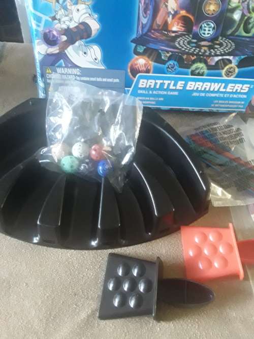 BAKUGAN BATTLE BRAWLERS SKILL AND ACTION GAME(SEALED AND COMPLETE)