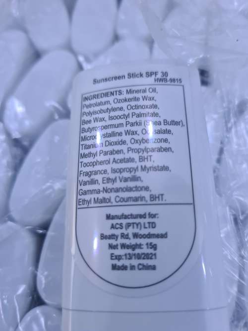 50 PIECES IN A BOX SPF 30 SUNSCREEN STICK(15G EACH)