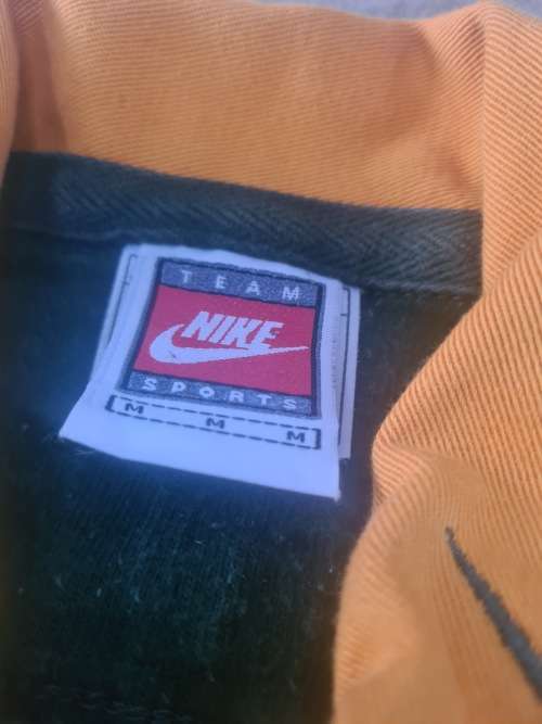 ORIGINAL NIKE SA RUGBY JERSEY,(BOYS SIZE M)