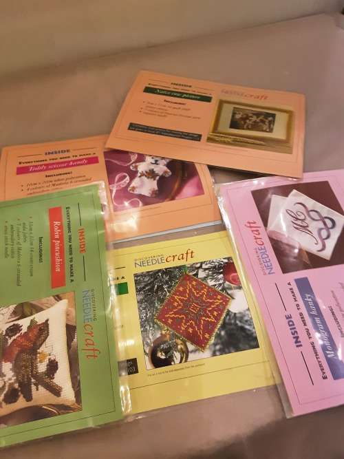 VARIETY OF 20 DIFFERENT NEEDLECRAFT BASIC KIT