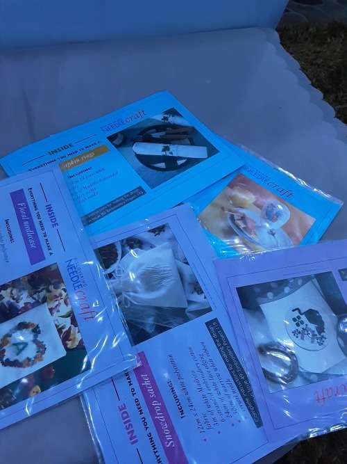 VARIETY OF 20 DIFFERENT NEEDLECRAFT BASIC KIT