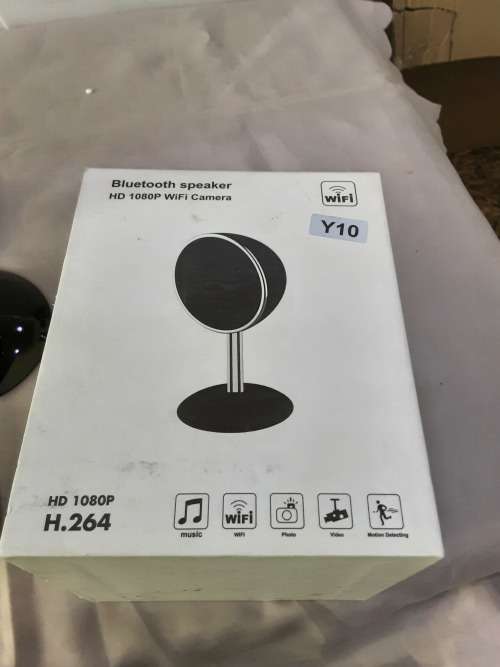 BLUETOOTH SPEAKER WIFI CAMERA