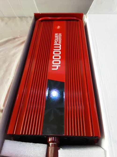 4000 W POWER INVERTER (12V)