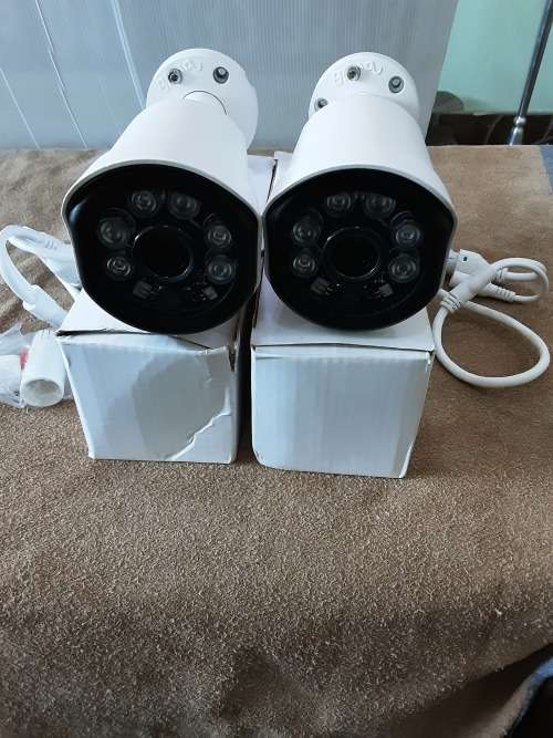 SET OF TWO 5.0MP IP CAMERAS