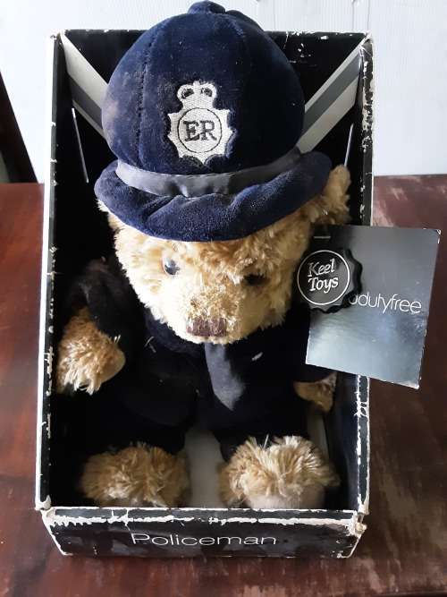 OR8GINAL VINTAGE ER POLICEMAN TEDDY BEAR BY KEEL TOYS