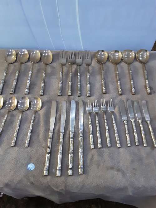 28 PIECE VINTAGE NICKEL/BRONZE CUTLERY SET