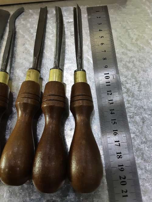 6 PIECE VINTAGE WOODEN CARVING TOOL SET IN ORIGINAL BOX