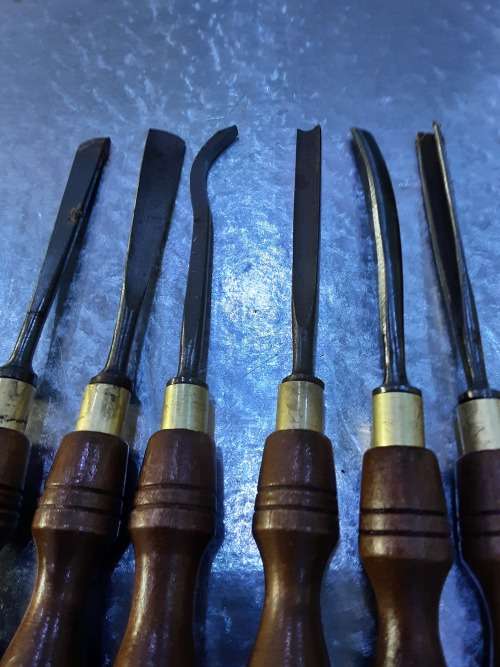 6 PIECE VINTAGE WOODEN CARVING TOOL SET IN ORIGINAL BOX