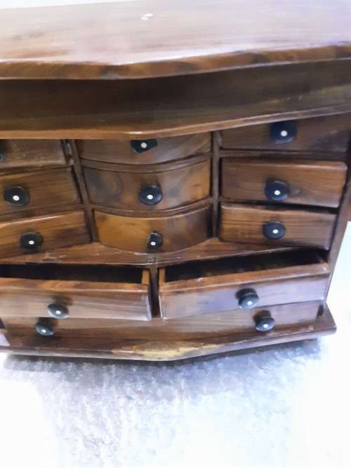 VINTAGE SOLID WOODEN 12 DRAWER DIAMENTIONAL JEWELRY BOX(27 X 22CM)