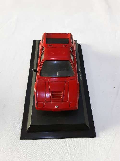 SET OF TWO DIE CAST MODEL CARS(BMW M1 AND ALFA ROMEO 156)SCALE 1:43