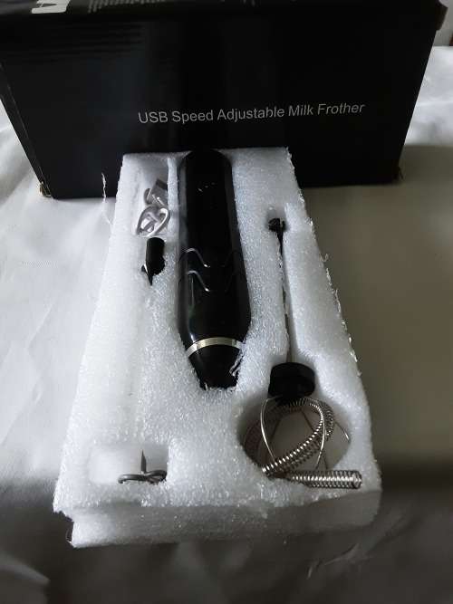 USB SPEED ADJUSTABLE MILK FROTHER