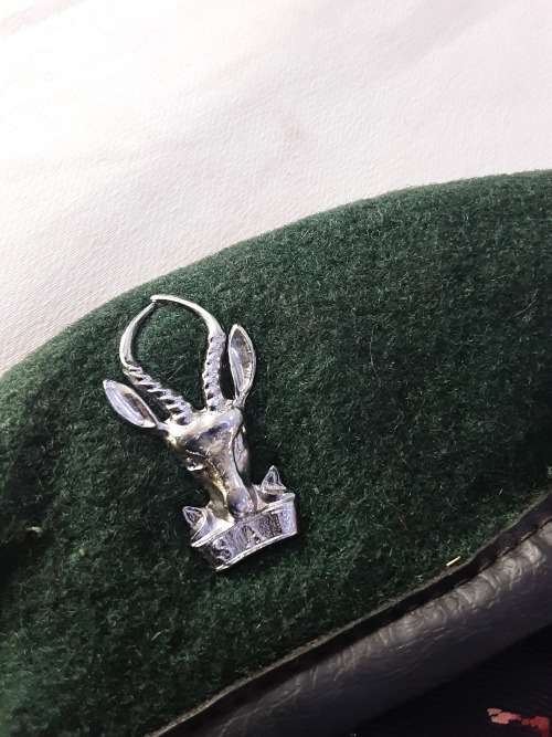 1986 PRETORIA RIFLEMAN BERET WITH BADGE(MEDIUM)