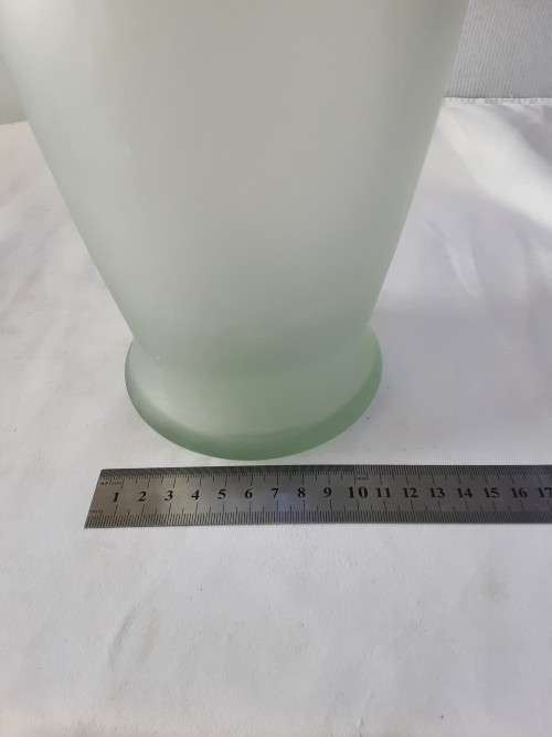 VINTAGE STUNNING FROSTED GLASS VASE WITH PEWTER BOW AND RIMS(28cm height )CANNOT BE COMBINED