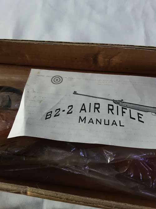 AIR RIFLE(MILITARY TRAINING DESIGN)CALIBER 4,5MM 5,5MM