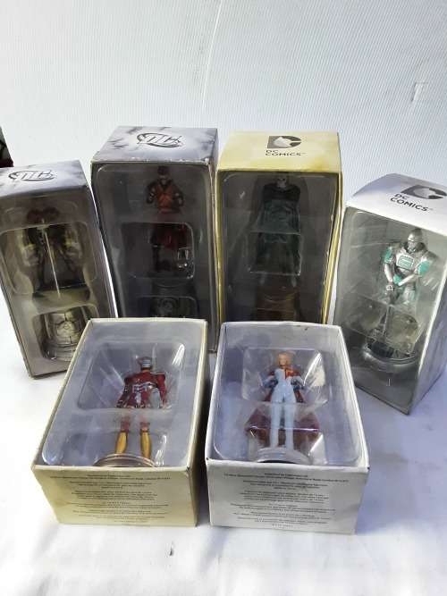 SET OF 6 DC FIGURES(CAST IN LEAD)