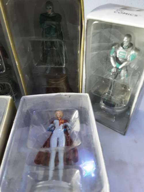 SET OF 6 DC FIGURES(CAST IN LEAD)