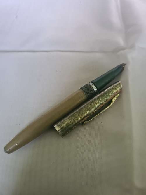 JOBLOT VINTAGE FOUNTAIN PENS