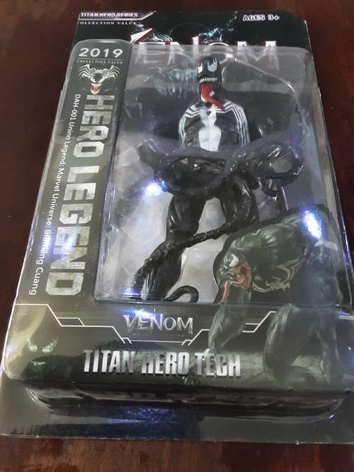 2019 COLLECTION VALUE MARVEL  VENOM TITAN HERO TECH FIGURE (17CM TALL)