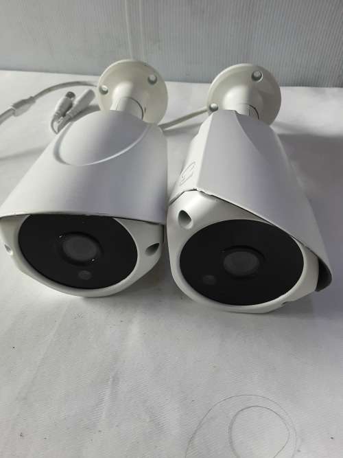 SET OF 2 AHD COLOR CAMERAS (2MP)