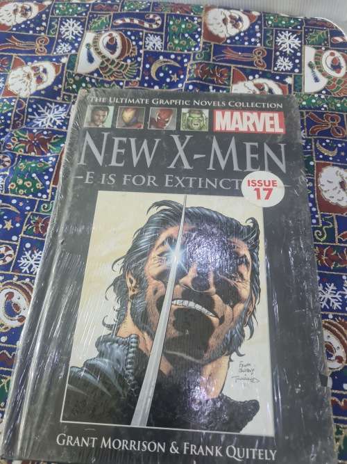 MARVEL HARDCOVER COMIC (NEW X-MEN E IS FOR EXTINCT)