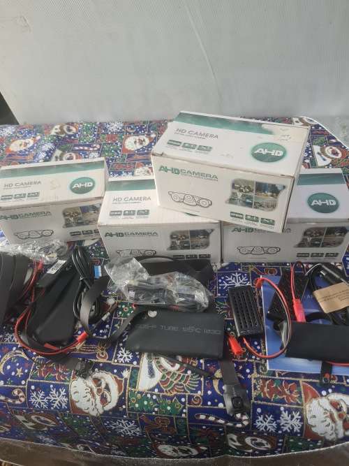 JOBLOT SET OF 4 DIGITAL AJD CAMERAS
