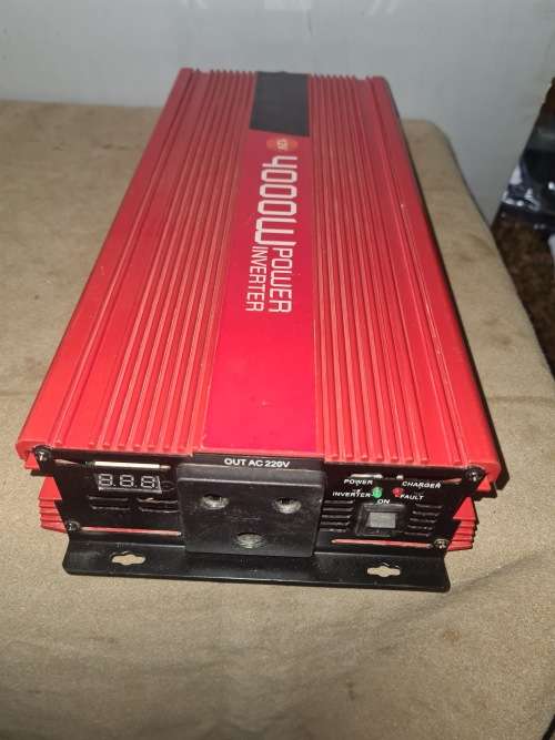 4000 WATTS POWER INVERTER (12V)