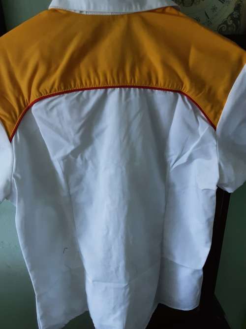 SHELL/FERRARI COTTON SHIRT(ADULT SIZE SMALL)BY BRAND SOLUTIONS