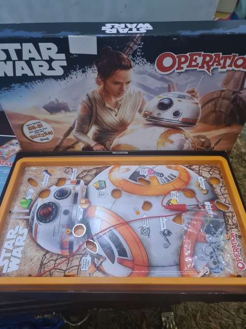 STAR WARS OPERATION (HELP REPAIR BB-8)BATTERY OPERATED