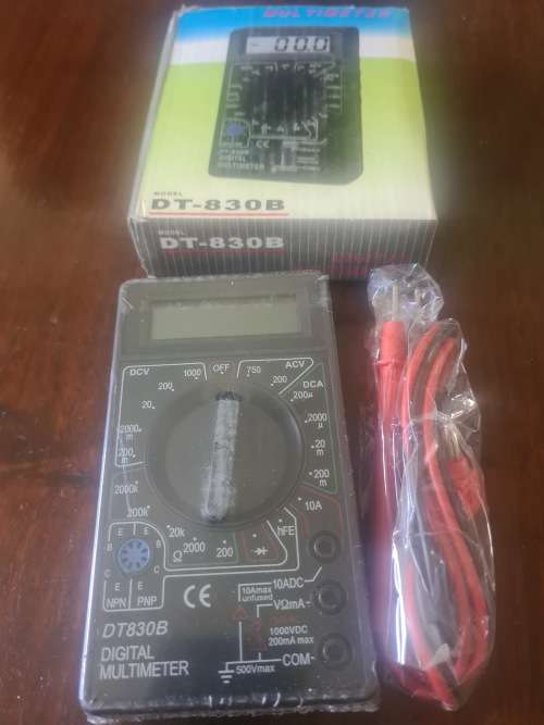 DIGITAL MULTIMETER