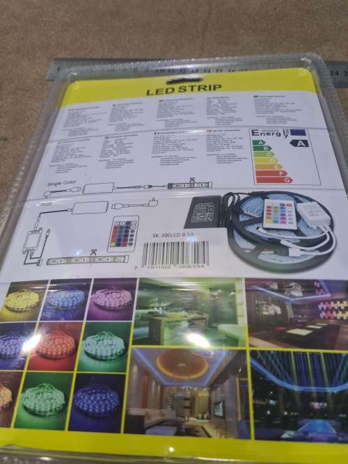 REMOTE CONTROL LED STRIP LIGHT