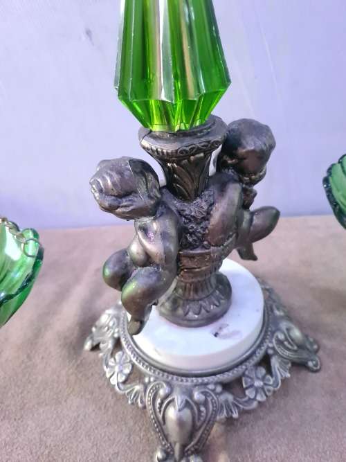 ANTIQUE BRASS ON MARBLE WITH CHERUBS BALANCE SCALE