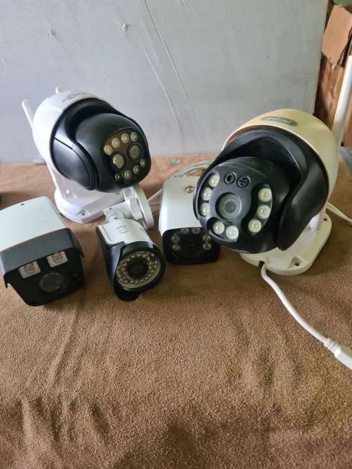 5 PIECE DEMO MODEL CCTV CAMERAS