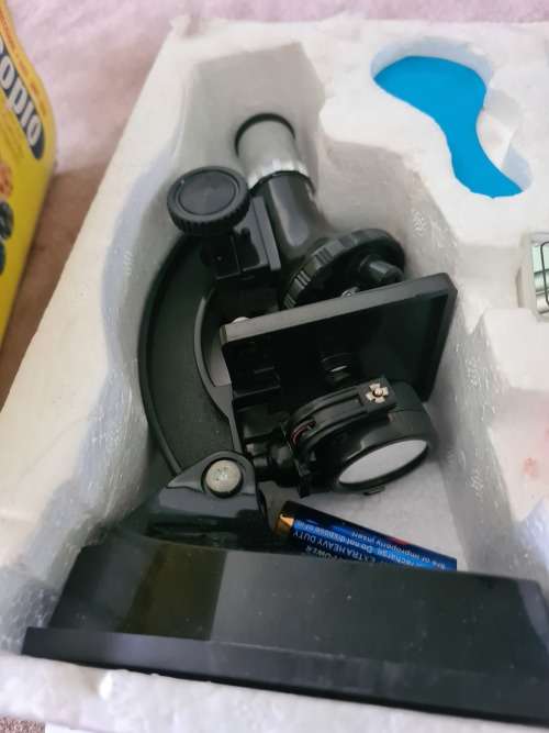 MICROSCOPE SET
